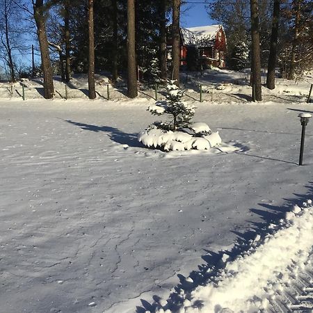 Airbnbekasberg Olofstorp エクステリア 写真