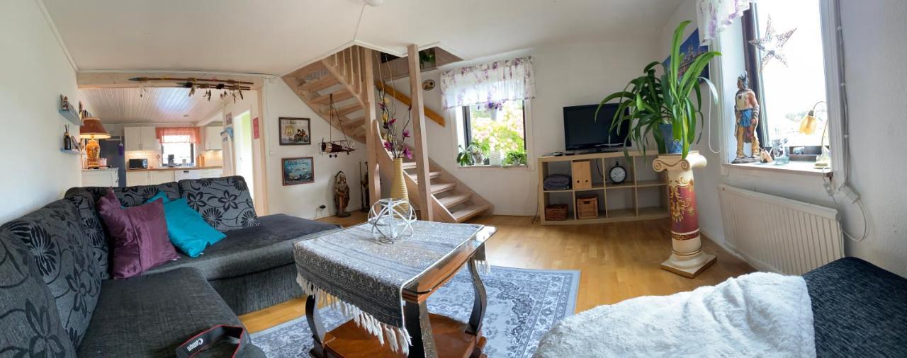 Airbnbekasberg Olofstorp エクステリア 写真
