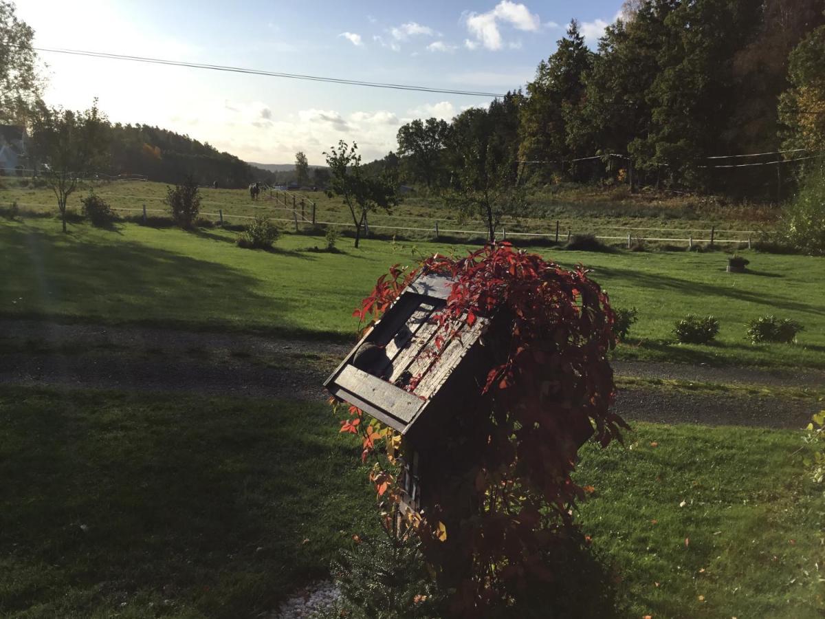 Airbnbekasberg Olofstorp エクステリア 写真