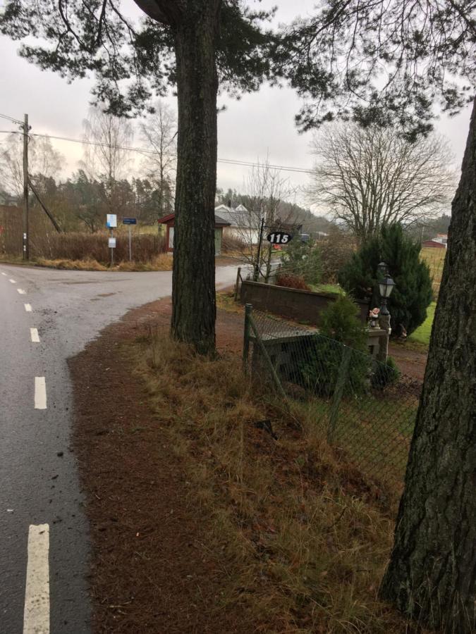 Airbnbekasberg Olofstorp エクステリア 写真
