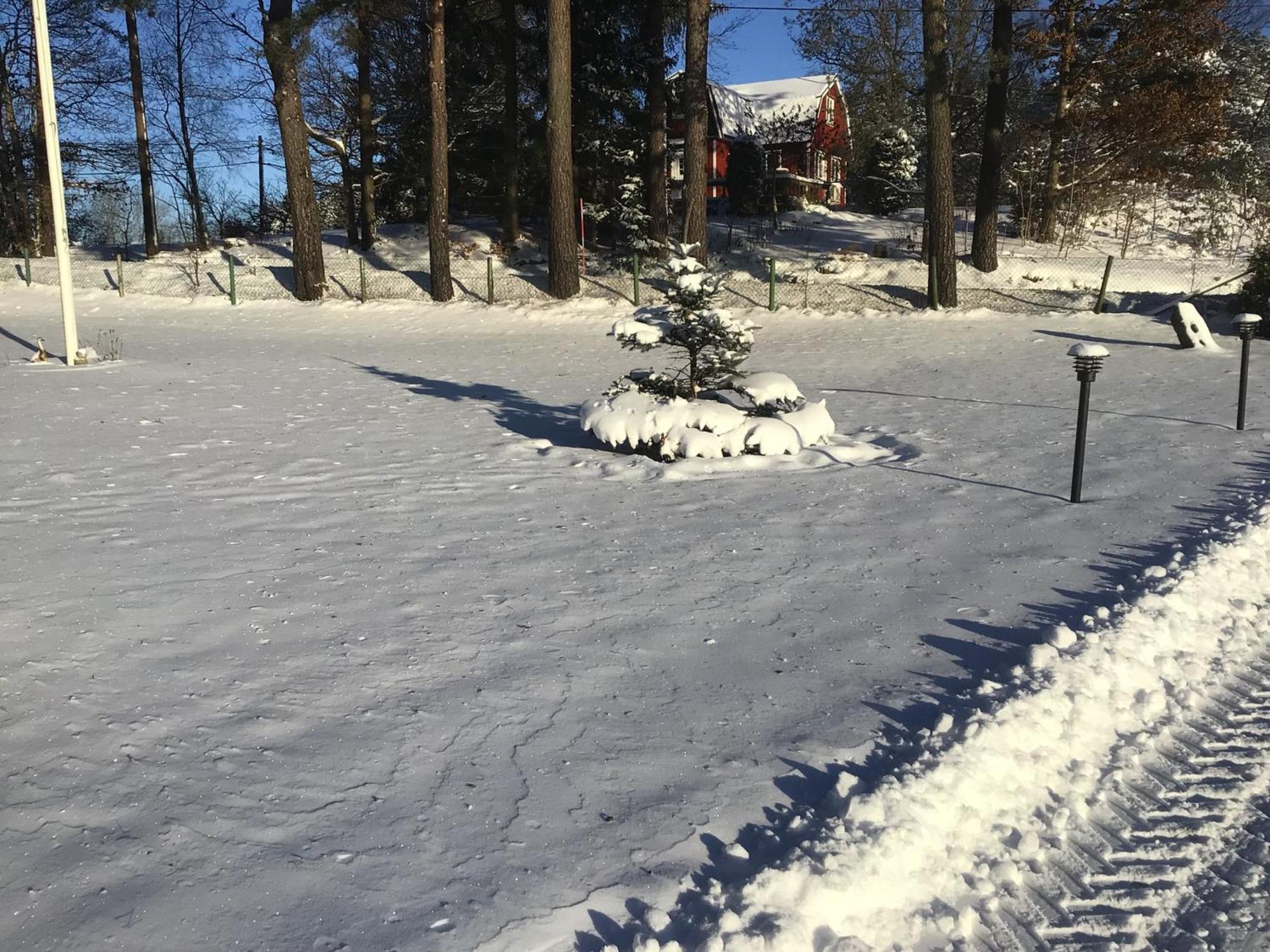 Airbnbekasberg Olofstorp エクステリア 写真