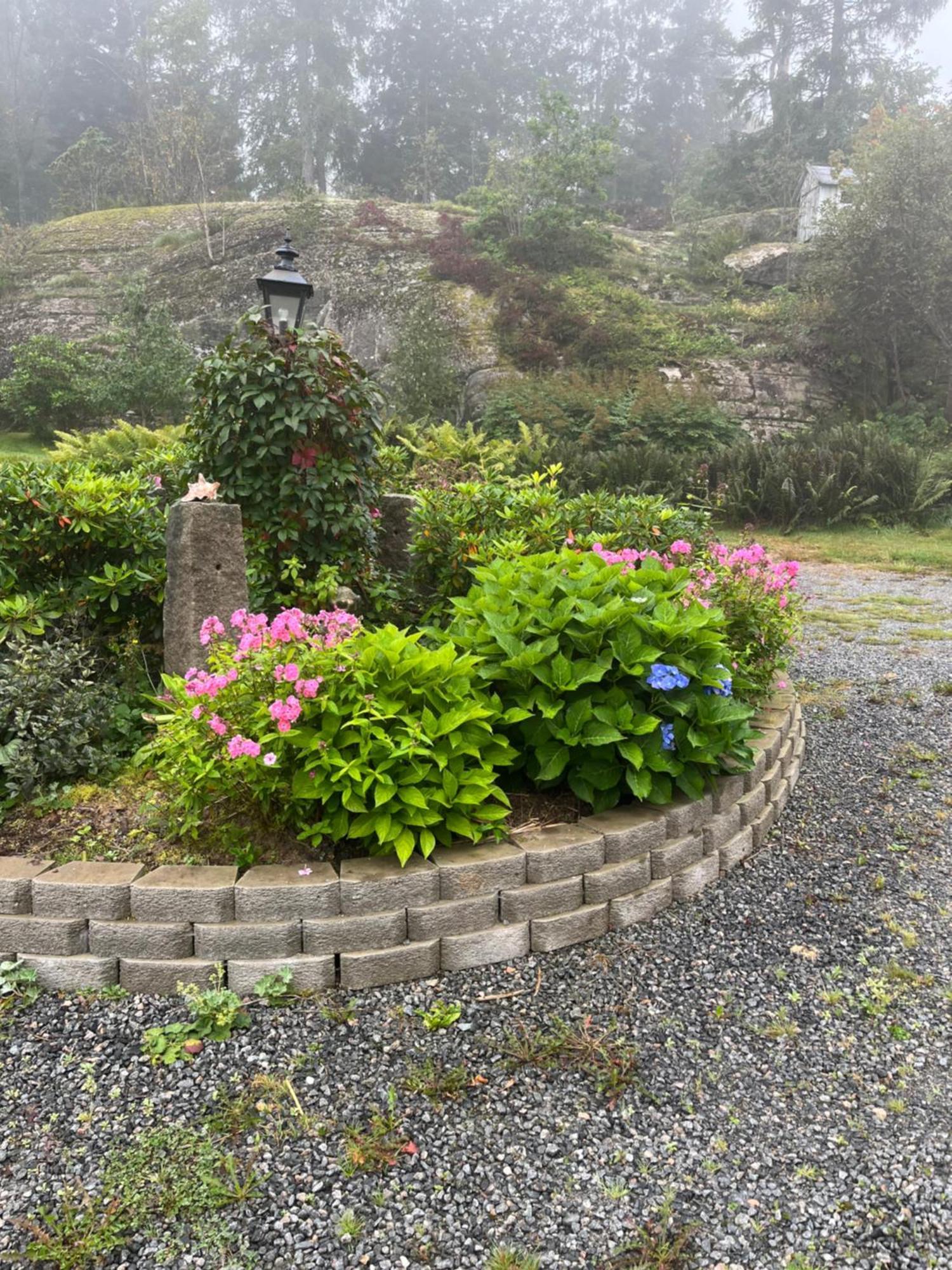 Airbnbekasberg Olofstorp エクステリア 写真